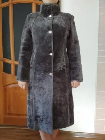 Натуральная фирменная шуба с мутона