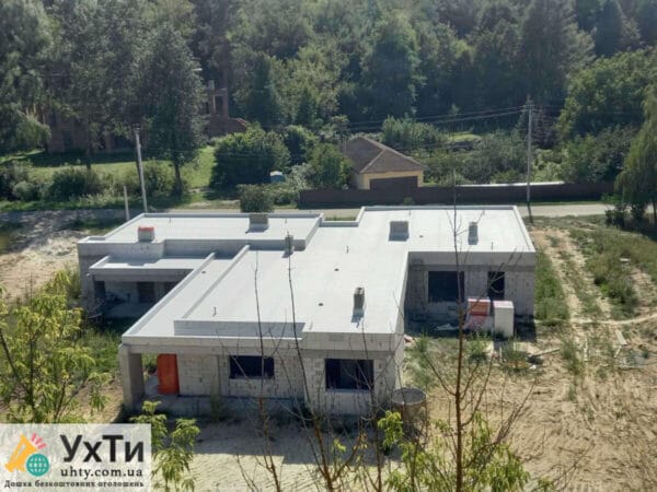 Кровельные роботы. Ремонт кровли. ПВХ мембраны. Утепление кровли. | Объявления УХТЫ Первомайск | zobra-22536