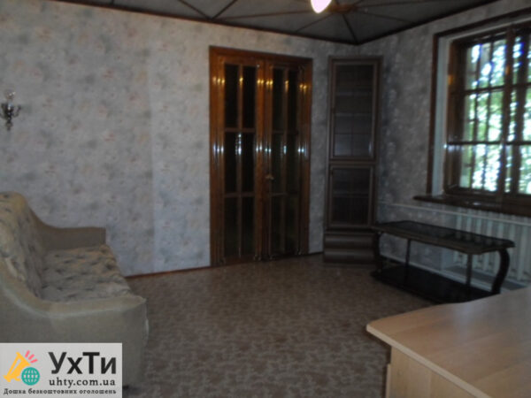 I will rent an inexpensive one-room apartment from the owner in the area of Tolbukhina Square Announcement of UHTA Druzhkivka | 16-30423