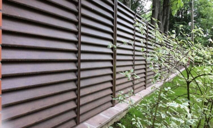 Профнастил Заборы и Заборы из профнастила Продажа и монтаж Объявления Бизнес и услуги, Строительство / ремонт / уборка УХТЫ Днепр | photo-36087